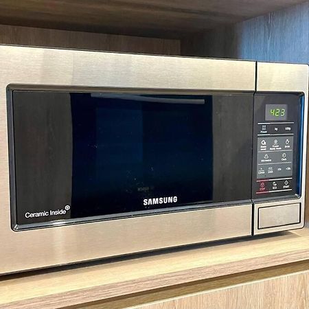 Stunning Riverview 1Bedroom Serviced Apt Голд-Кост Экстерьер фото