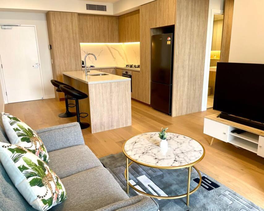 Stunning Riverview 1Bedroom Serviced Apt Голд-Кост Экстерьер фото