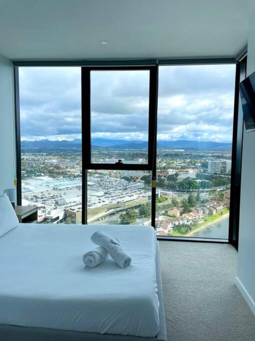 Stunning Riverview 1Bedroom Serviced Apt Голд-Кост Экстерьер фото